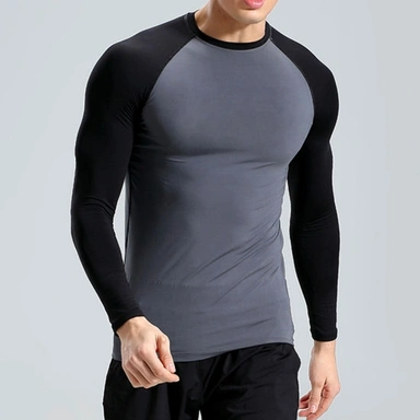 Men's Full Sleeves T-shirt.