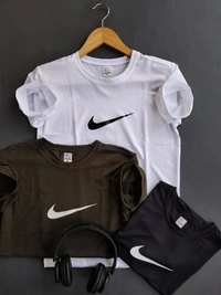 VERY HIGH QUALITY T-SHIRTBrand :- *NIKE**POPCORN Fabric - M L