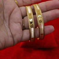 Stylish Women's Bangals