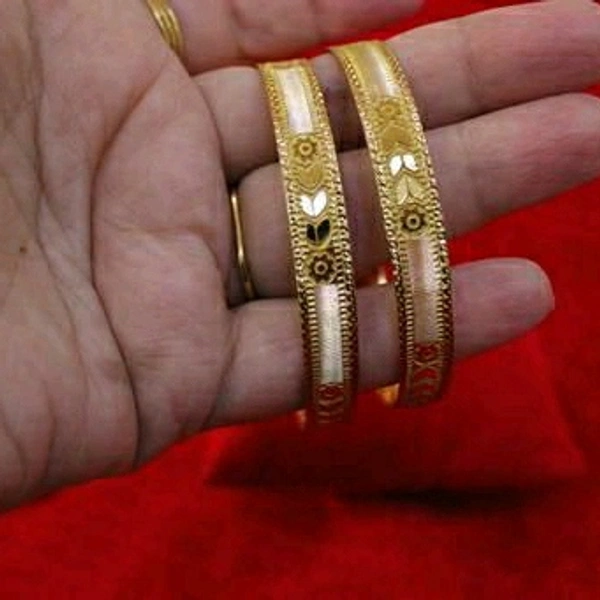 Stylish Women's Bangals