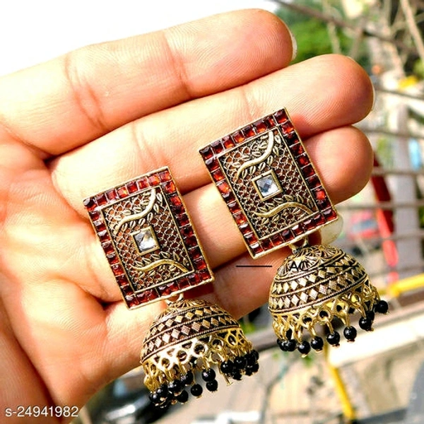 Diziner Jhumka Earings