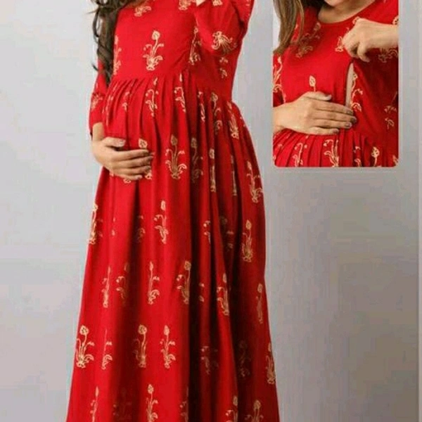 Attractive Graceful Feeding Kurti