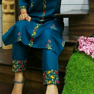 Kashvi Glamorous Salwar Suiet