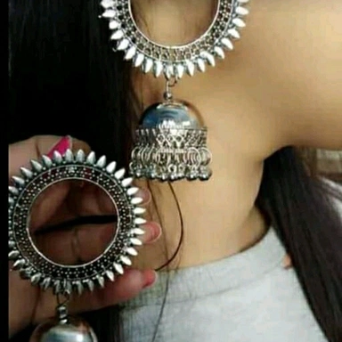 Eva Stylish Earing