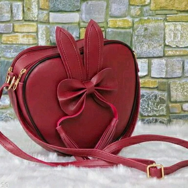 Fashionable Women's Single Bags