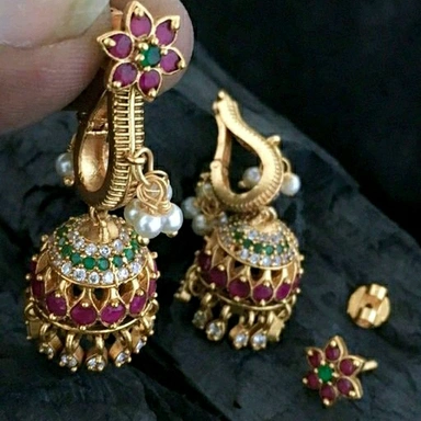 Twinkling Beautiful Earings