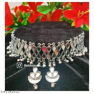 Charming Women's Necklace