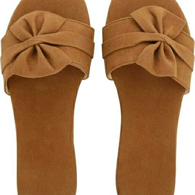 Morden Women's Flat