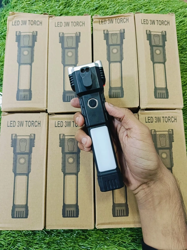 Multifunctional Heavy-duty Magnetic Flashlight 🔦 - Black, Free