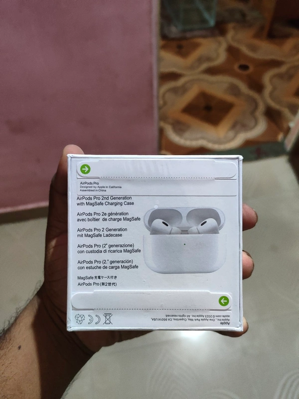 Airpods 2 Pro Master Copy 🔥 - White, Free