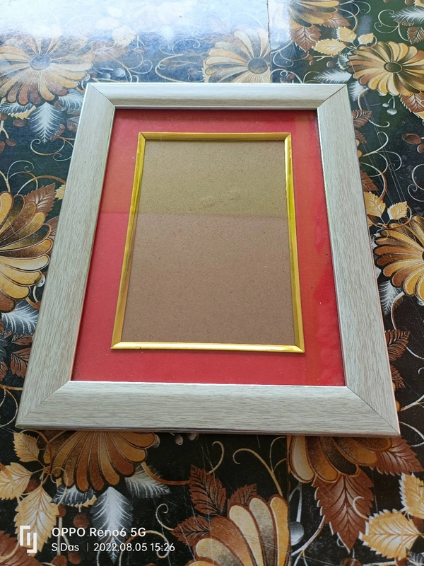4*4 Broder Photo Frame Stilish  - Mix