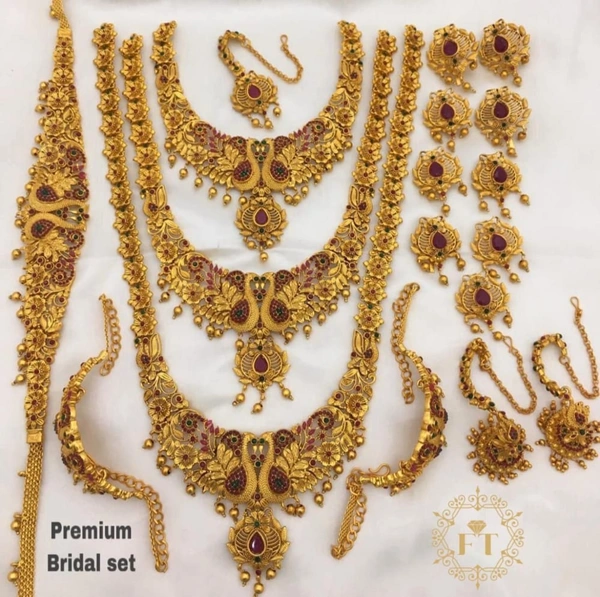 Matte Jewelry  - Golden, NA