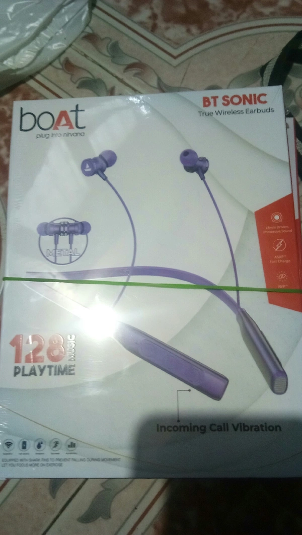 Boat Neckband Originally 128 Playtime