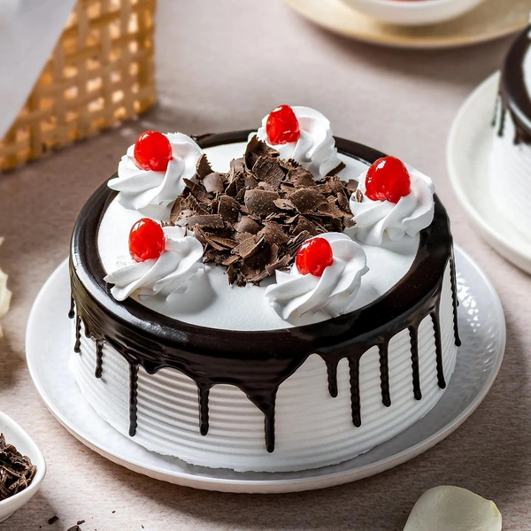 Black Forest Cake Half kg