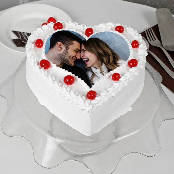Designer Photo Cake- Heart Shaped Half Kg