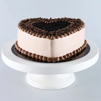 Delicious Heart Shaped Chocolate Cake- Half Kg