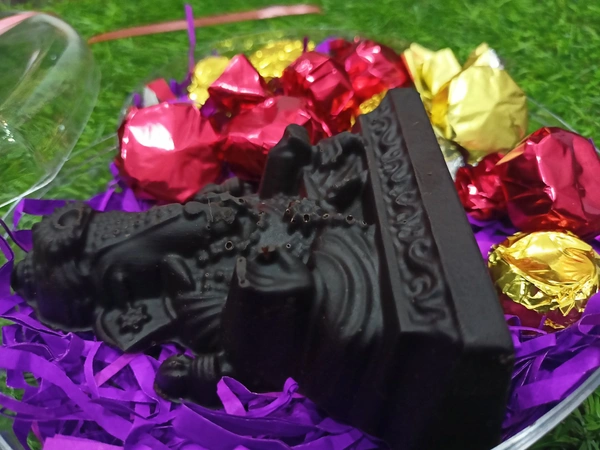 Chocolate Ganesha Hamper 