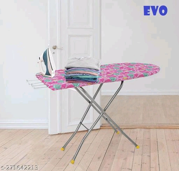 Pretty Beds, Sofas & Chairs for Dogs