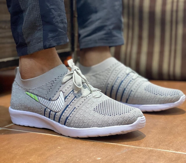 Adidas Sports Shoes SIZE :  UK-6, UK-7, UK-8, UK-9, UK-10Product Details :*BRAND- ADIDAS**SPORTS SHOES*  BEST QUALITY  Sizes Available 6-7-8-9-10 Free shipping*MEN'S FOOTWEAR : LOAFERSSIZE : UK-6, UK-7, UK-8, UK-9, UK-10
