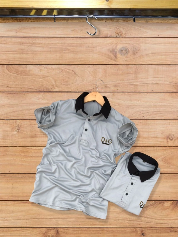 Name : D & G T-SHIRTSSIZES :  M-38, L-40, XL-42, XXL-44  Product Details :*Brand -D & G**Dry Fit Designer Tshirt with Front Pocket**Premium Quality**Fabric -4 by 4 Lycra* *Fully Stretchable Fabric**Regular & Comfort Fit**Size -M38,L40,XL42,XXL44* free ship*Full StockNo CancellationFABRIC : LYCRASIZES : M-38, L-40, XL-42, XXL-44SLEEVE LENGTH : HALF SLEEVES
