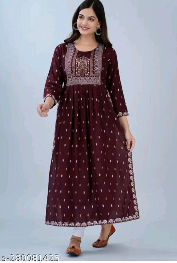 Women's KurtiName: Naira Women's KurtiFabric: RayonSleeve Length: Three-Quarter SleevesPattern: PrintedCombo of: SingleSizes:S, M, L, XL, XXL, XXXLCountry of Origin: India