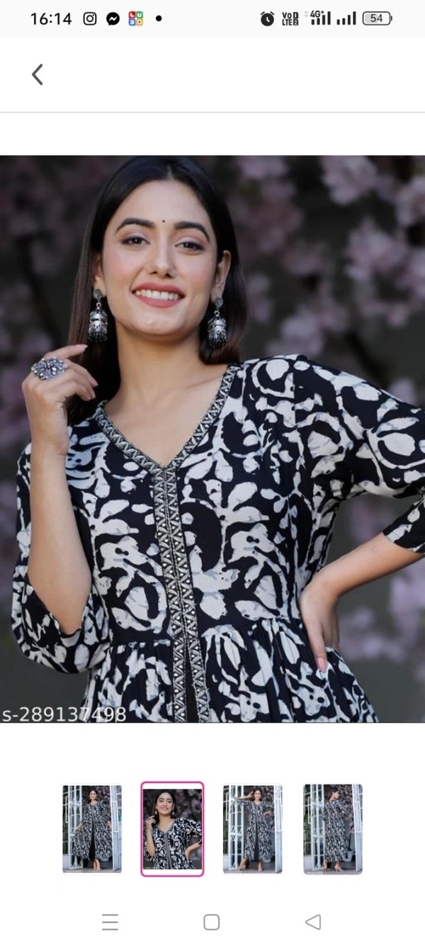 Graceful KurtisFabric: RayonSleeve Length: Three-Quarter SleevesPattern: PrintedCombo of: SingleSizes:M, L, XL, XXL, XXXLCountry of Origin: India