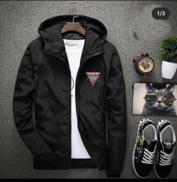 Name : Nike Jordan Dry Fit Lycra Uppers  Product Details :*Very Premium Quality Puma Lycra Hud Jacket Artical**Brand - NIKE JORDAN**Very Premium Quality**❇️ STORE ARTICLE❇️**4 WAY LYCRA STUFF**🎊10A QUALITY🎊**STANDERD SIZES*   *SIZES = M38. L40. XL42 XXL44*  Free ship**QUALITY AWESOME*Full StockNo Cancellation See video For Quality chkFABRIC : DRYFIT LYCRASIZES : M-38, L-40, XL-42
