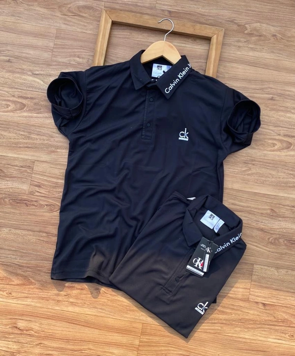*Very Premium Quality Designer Collar Tshirt M to XXL Artical**Brand  CK**sports Cotton Marty Collar Tshirt with Design**Premium Quality**Next to original Showroom Artical* *Proper chest embroidery**Regular & Comfort Fit**Size -M38,L40,XL42,XXL44** free ship**Full Stock guys*