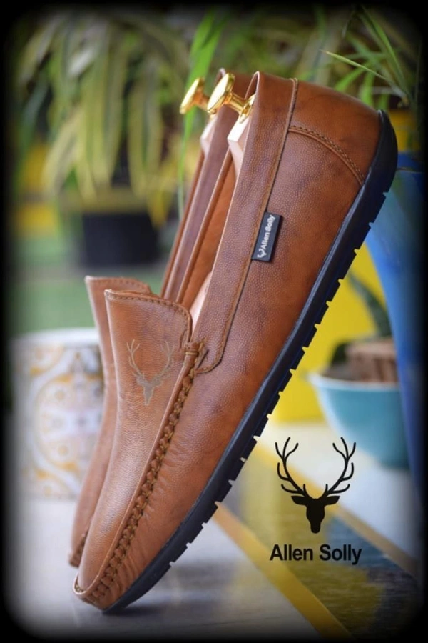Name : Allen Solly Loafers SIZE :  UK-6, UK-7, UK-8, UK-9, UK-10  Product Details :*Brand -ALLEN SOLLY* *LOAFERS*  ALL SIZES AVAILABLE 6-7-8-9-10 GOOD QUALITY Free shipping*BEAWARE OF PHOTO THEFTSMEN'S FOOTWEAR : SPORTS SHOESSIZE : UK-6, UK-7, UK-8, UK-9, UK-10