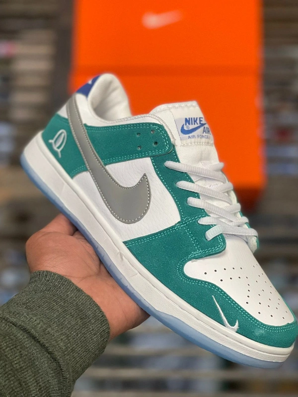 Name : BRANDED SHOES SIZE :  UK-6, UK-7, UK-8, UK-9, UK-10  Product Details :Nike sb Dunk Pu All sizes available  41-42-43-44  ship Top hi end quality next to og 10@ mirror copy live pics as stores qualityMEN'S FOOTWEAR : SPORTS SHOESSIZE : UK-6, UK-7, UK-8, UK-9, UK-10QUALITY : 12A MIRROR COPYSIZES : 41, 42, 43, 44, 45