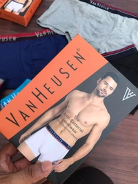 *Very Very Premium Quality*🥰🥰🥰🥰🥰🥰*BRAND -Van Heusen**PLAIN UNDERWEARS**Fabric - 100% Cotton**Fully Stretchable**Colours 3**SIZE- M(80-85 Cm)**L- (90-95 Cm)**XL -(100-105 Cm)**HIGH QUALITY**Quality Guaranted*✔✔*1 Box Pack of 3 Underwears** Ship Free*Full StockTake open ordersSee video for Quality chk