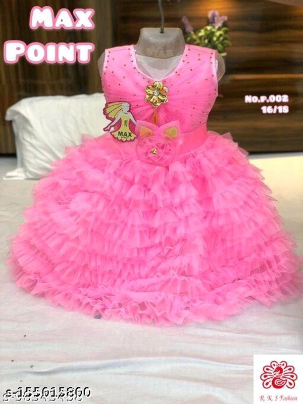 Beautiful Frocks & Dresses Fabric: Cotton BlendSleeve Length: SleevelessPattern: EmbellishedNet Quantity (N): SingleSizes:0-6 Months, 3-6 Months, 6-9 Months, 6-12 Months, 9-12 Months, 12-18 Months, 18-24 Months, 0-1 Years, 1-2 Years, 2-3 YearsThis party frock make your girl more preety and trendyCountry of Origin: India