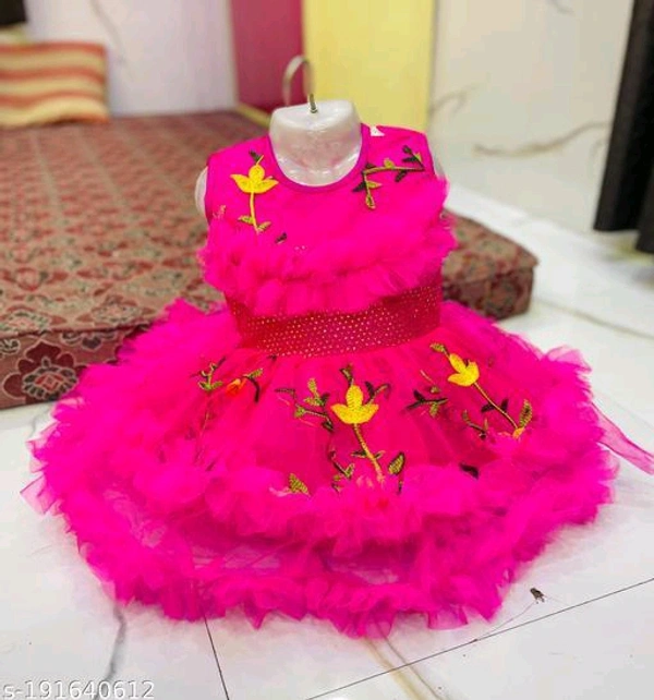 Beautiful party frockFabric: NetSleeve Length: SleevelessPattern: PrintedNet Quantity (N): SingleSizes:3-6 Months, 6-9 Months, 6-12 Months, 9-12 Months, 12-18 Months, 18-24 Months, 0-1 Years, 1-2 Years, 2-3 YearsCountry of Origin: India