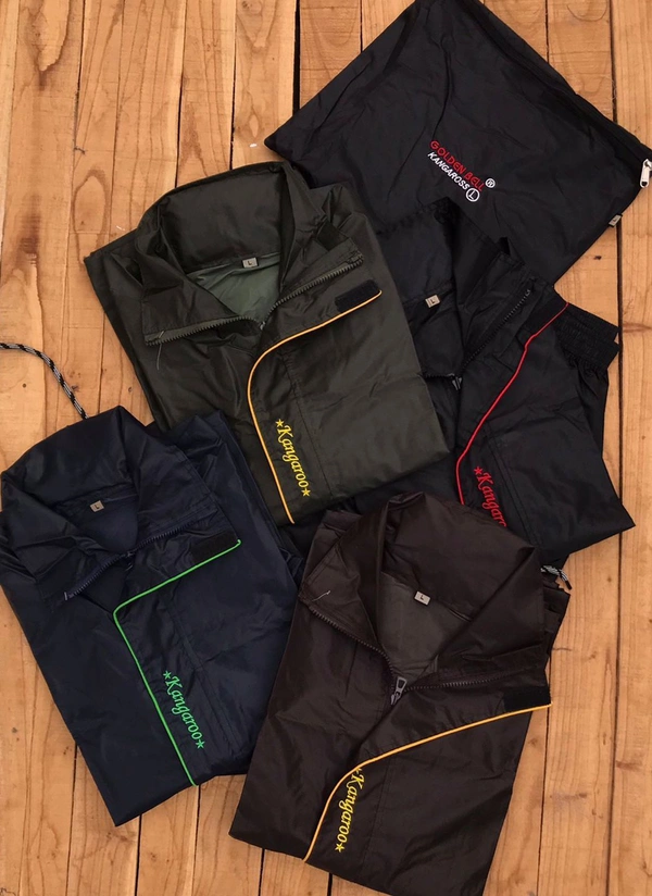 100% Original PVC Complete Rain suit with hud Article*BRAND - Kangaroo*Very very Heavy Quality Rain suits*Unisex Rain suit with Adjustable hud*2 Big Front Pockets*Fabric - Polyester PVC Material* Fully Waterproof*Regular and Relaxed Fit*Hand Wash Only*Complete Bag Packing*Reflective Piping on the front*100% Original Premium Quality Rain Suit*Size- L XL XXL**Standard Sizes & Length*