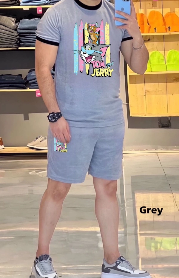 *Premium Quality ADIDAS Combo Article**BRAND - ADIADS**Dry Fit Short & Tshirt Combo**Premium Quality**Fabric -4 by 4  Lycra**Regular & Comfort Fit**Size -M,L,XL,XXL**Combo Price - *Full StockNo Cancellation *See video for Quality chk*