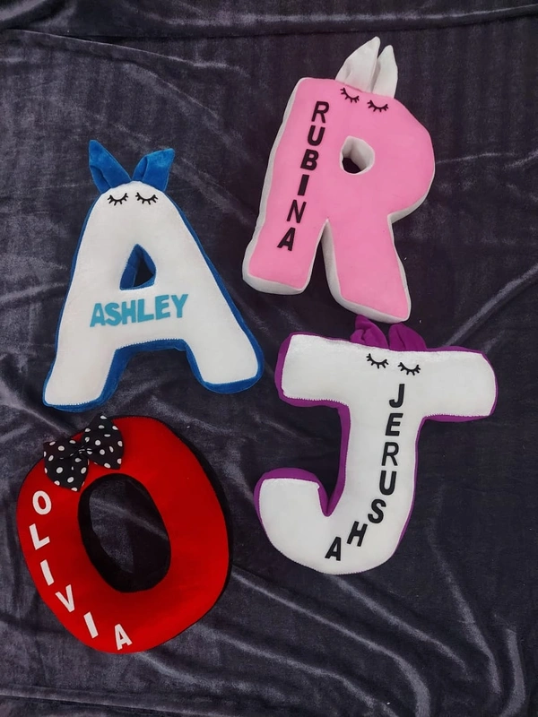 Personalized Alphabet Cushions ()