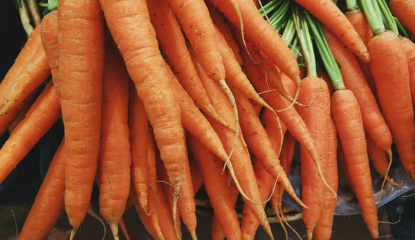 Saffron Carrot गाजर -250gm