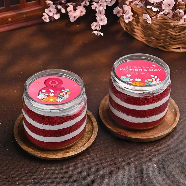 Women's Day Red Velvet Photo Jar Cake Combo - 375 Ml