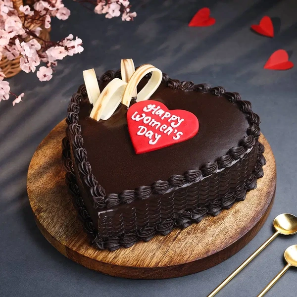 A Woman's Heart Chocolate Cake - 1 Kg
