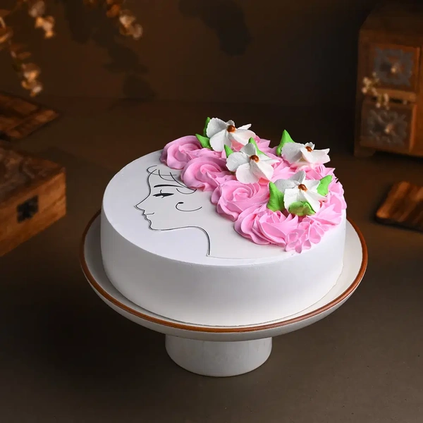 Floral Vanilla Women's Cake - 500 Gm