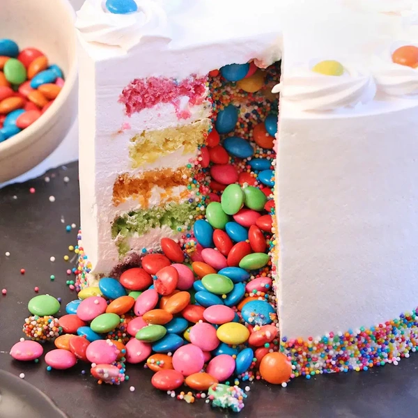 Rainbow Gems Pinata Cake - 1 Kg