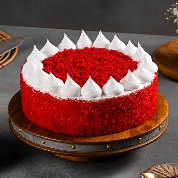 Red Velvet Cream Cake - 500 Gm