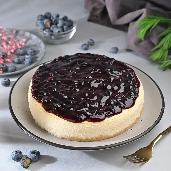 Classic Blueberry Cheesecake - 500 Gm