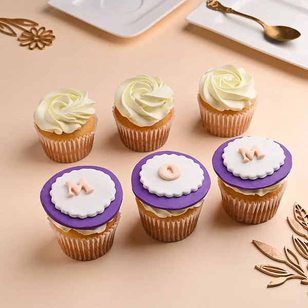 Floral Cupcakes for Mom - 6 Pcs