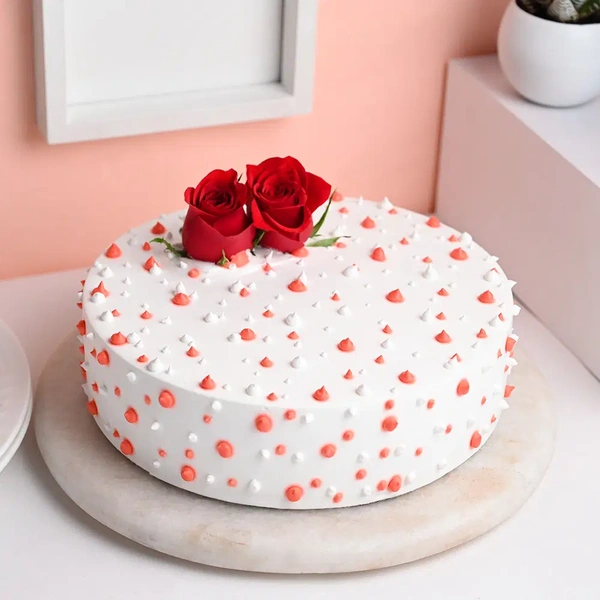 Roses N Vanilla Cream Dream Cake - 2 Kg