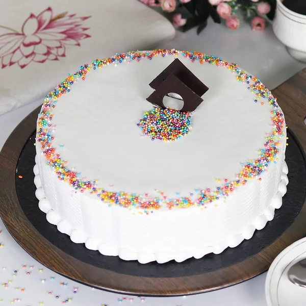 Vanilla Cream Cake - 2 Kg