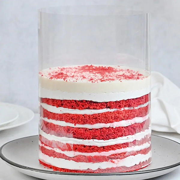 Red Velvet Pull Me Up Cake - 2 Kg