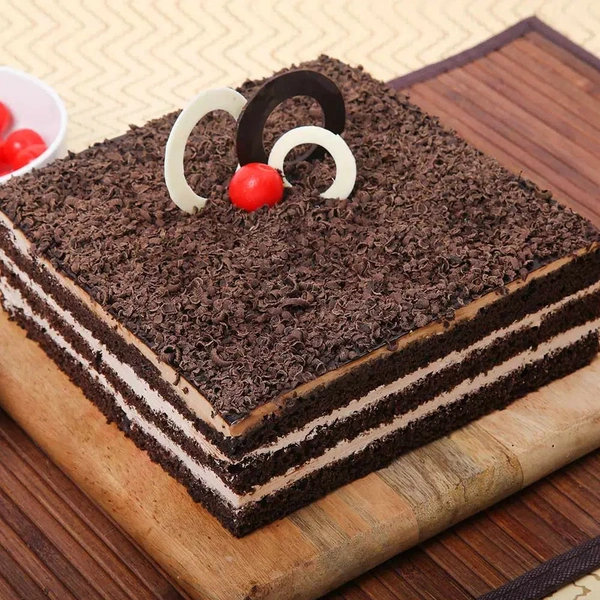 Choco Cherry Black Forest Square Cake - 500 Gm