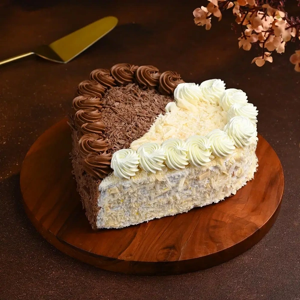 Heart Shape Double Delight Cake - 500 Gm