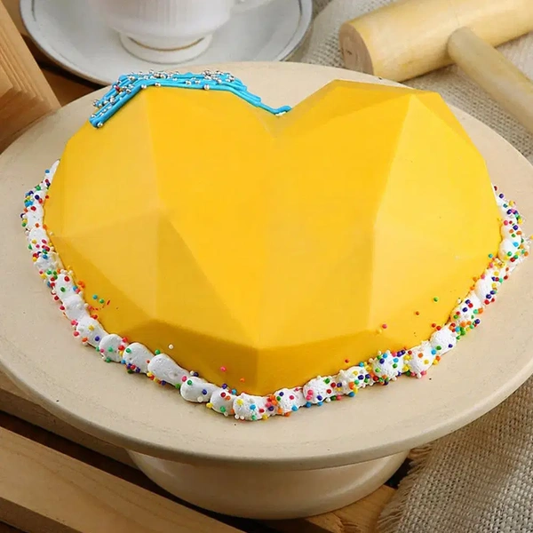 Heart Shaped Pineapple Pinata Cake - 450 Gm